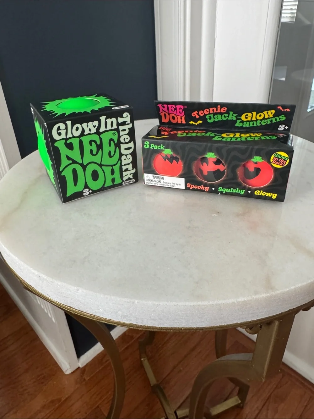 Needoh Teenie Glow Lanterns & Green Glow in Dark Cube New!